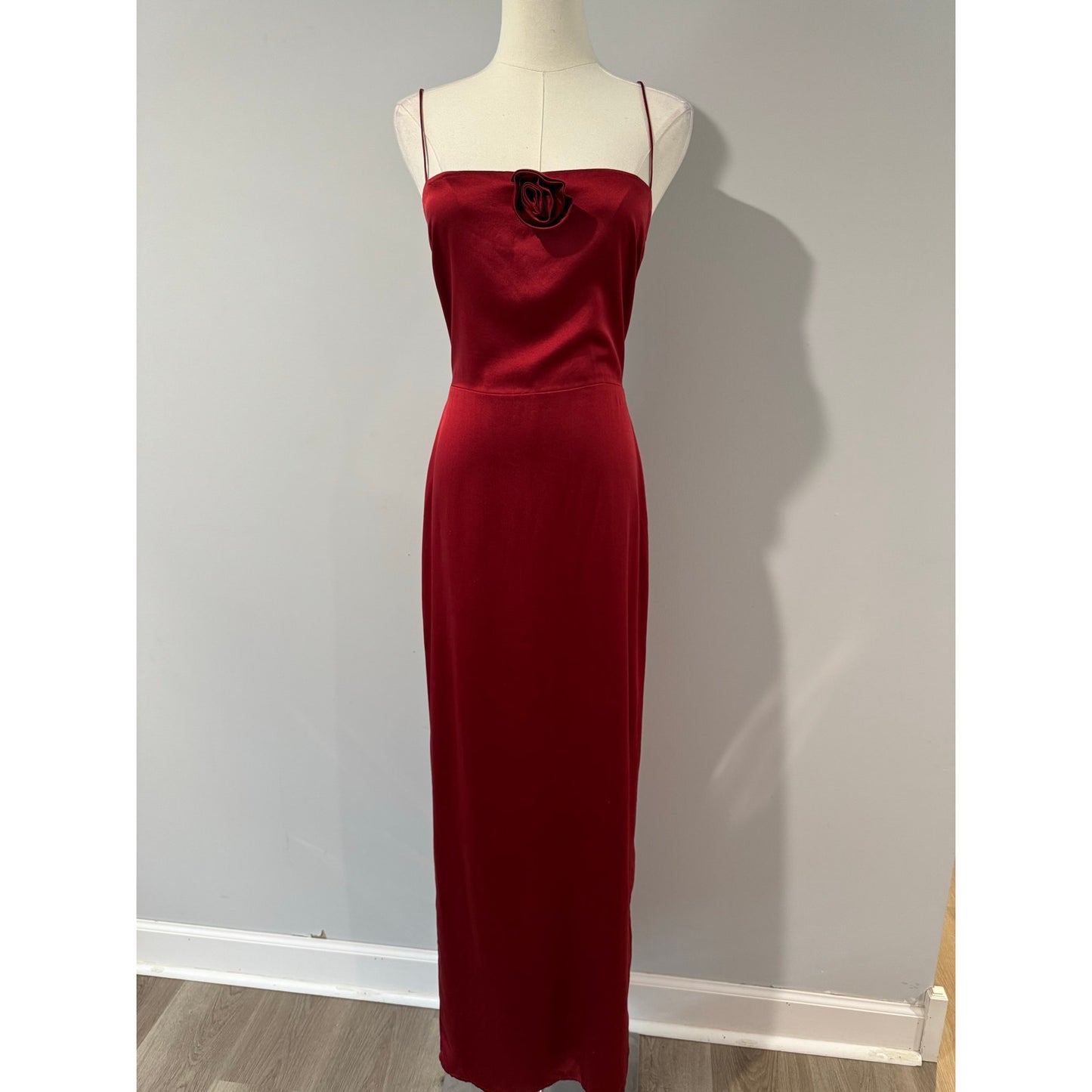 REFORMATION Frankie Silk Maxi Dress in a Vibrant Red with Rosette Size 6