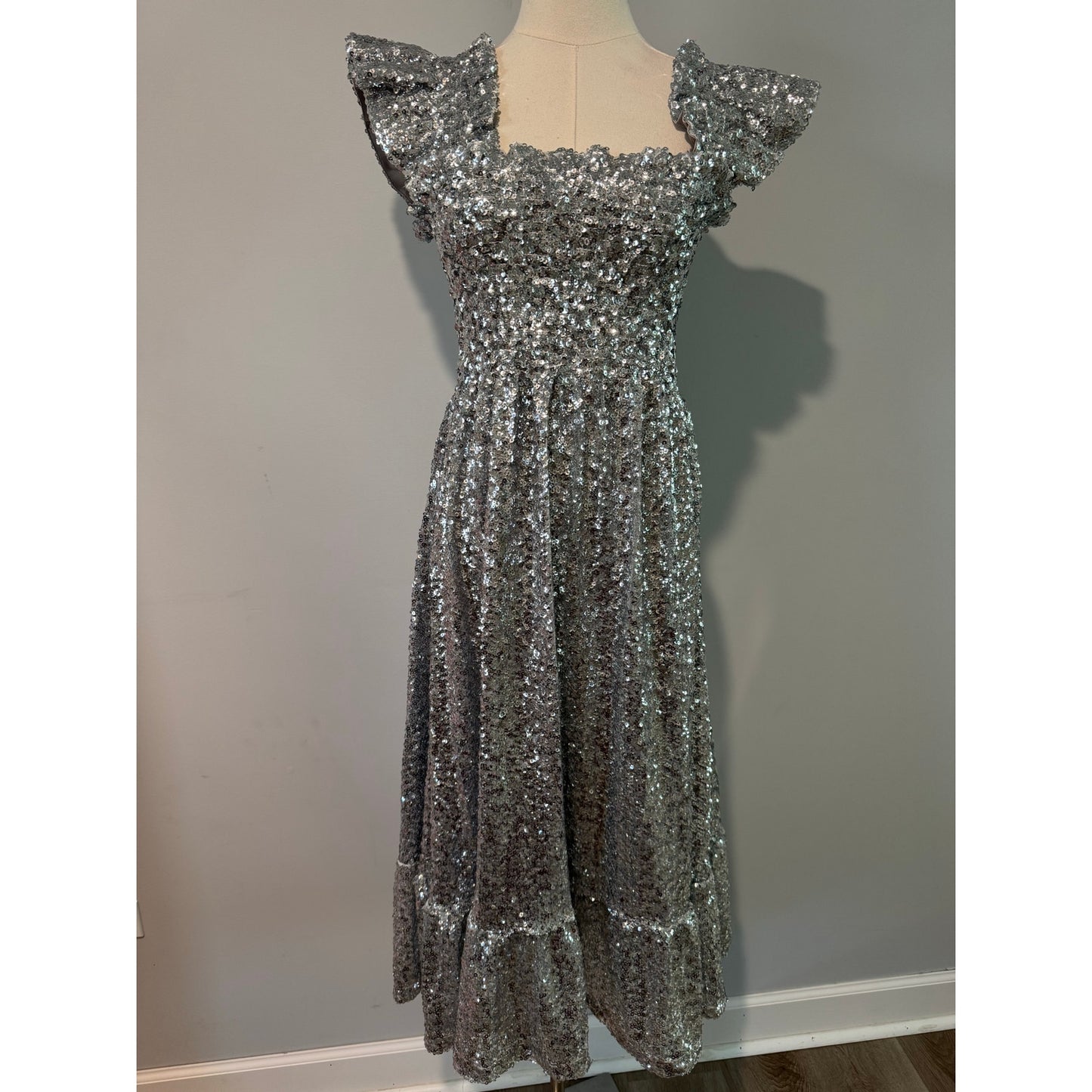 Hill House Home The Ellie Nap Dress Silver Sequin Collectors Edition Size Small